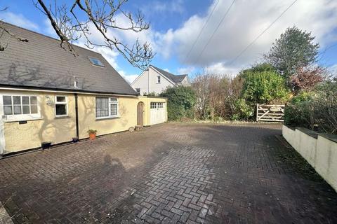 4 bedroom detached house for sale, Daniell Road, Truro