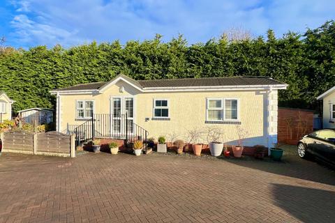 2 bedroom detached bungalow for sale, Durham Residential Park, Gilesgate, Durham