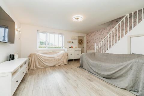 25 Derwent Drive, Chapeltown, Sheffield, S35 2QJ