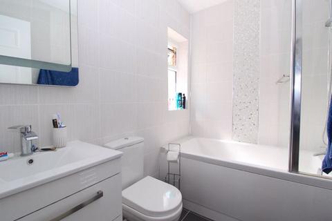 53 Wainwright Avenue, Hutton, Brentwood, CM13 2SZ