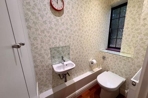 6 The Highway, Sutton, SM2 5QT