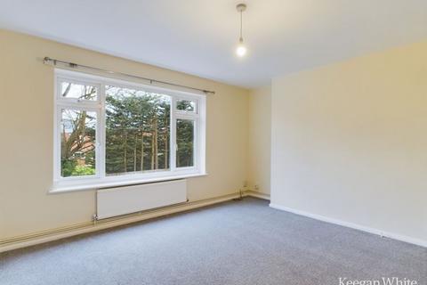 3 bedroom apartment for sale, Fairacre, Maidenhead - Share of Freehold