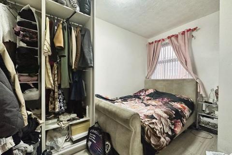20 James Street, Bury, BL9 7EG