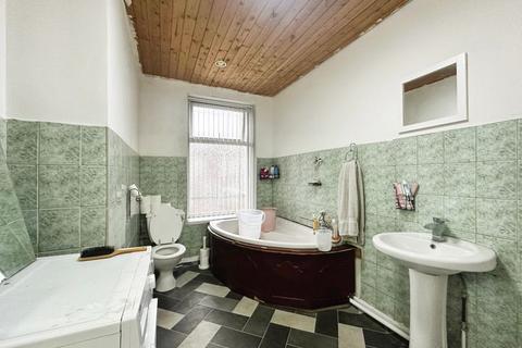 20 James Street, Bury, BL9 7EG