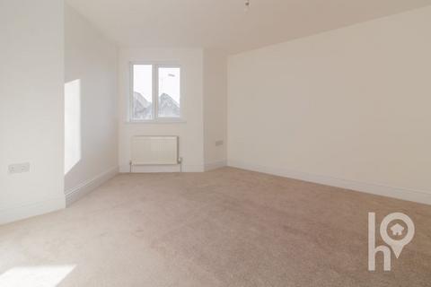 2 bedroom end of terrace house for sale, Wellesley Road, Sheerness ME12