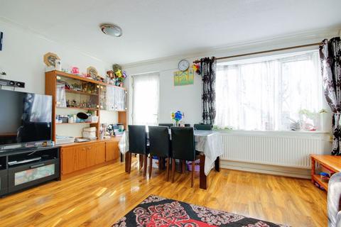 2 bedroom property for sale, St Joseph's Road, Edmonton