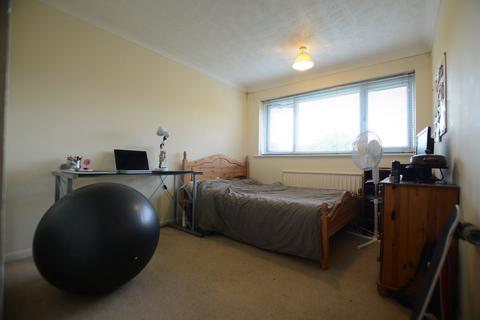 1 bedroom in a house share to rent, Whitmore Green, Farnham