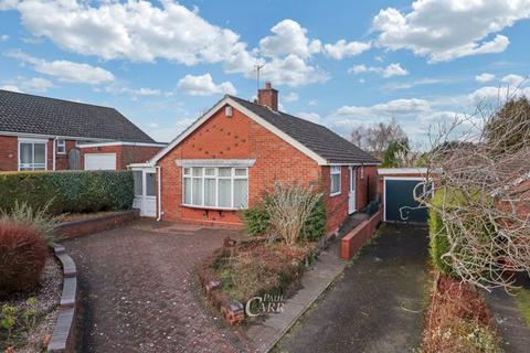 2 bedroom bungalow for sale, Pennine Drive, Cannock WS11