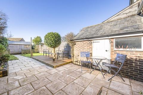 2 bedroom terraced house for sale, London Road, Crowborough