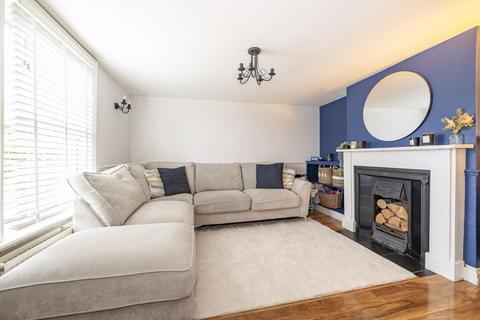 2 bedroom terraced house for sale, London Road, Crowborough