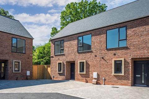 3 bedroom mews for sale, Bank Hall Drive, Leyland PR26