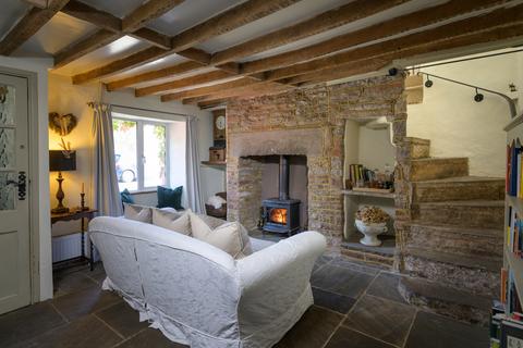 4 bedroom cottage for sale, The Cottage, 6 Nicholls Lane, Winterbourne, South Gloucestershire