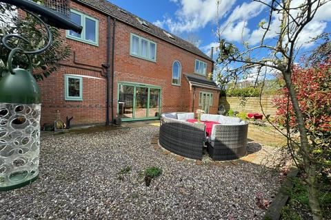 4 bedroom character property for sale, Little End, Bruntingthorpe, Lutterworth