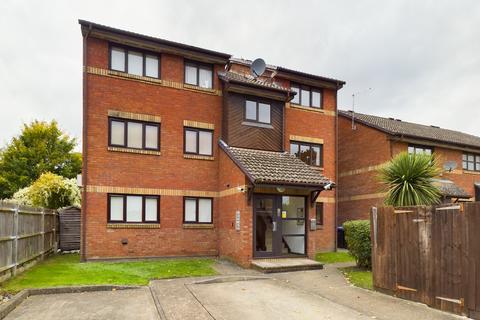 1 bedroom apartment for sale, Tucker Road, Ottershaw, Surrey, KT16