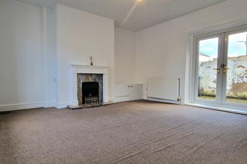 2 bedroom end of terrace house for sale, Seymour Street, Consett, County Durham, DH8