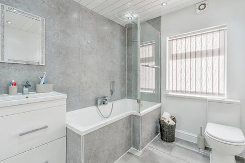 811 Briercliffe Road, Burnley, BB10 2EZ