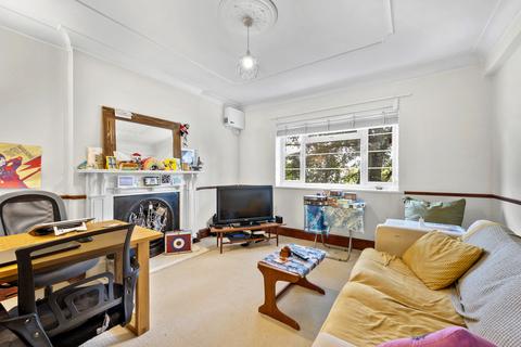 1 bedroom apartment for sale, Bushey Road, London SW20