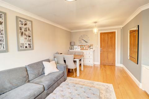 2 bedroom apartment for sale, The Orchard, Holmer Green HP15