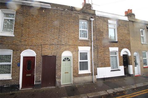 2 bedroom terraced house to rent, Beach Street, Kent ME12