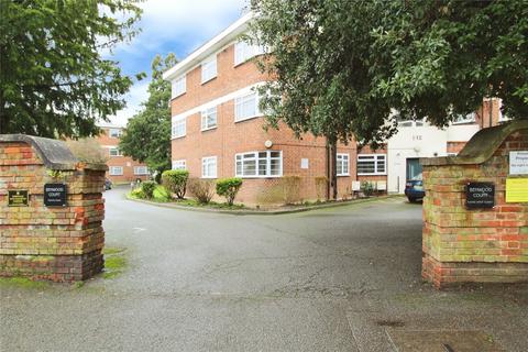 2 bedroom flat for sale, Benhill Wood Road, Sutton SM1