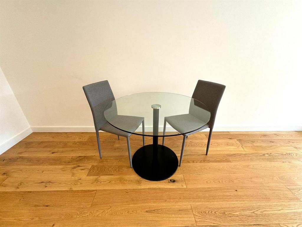 Dining area.jpeg