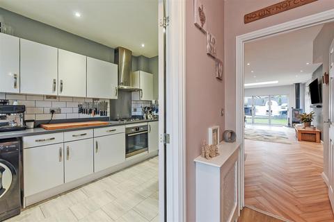 3 bedroom semi-detached house for sale, Horndean, Hampshire