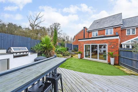 3 bedroom semi-detached house for sale, Horndean, Hampshire