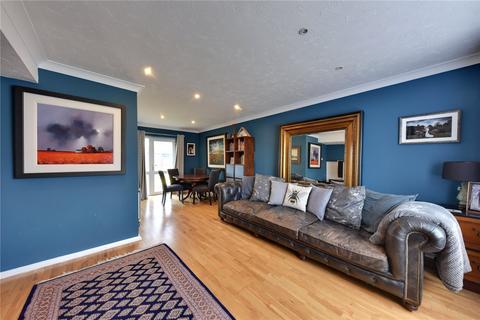 3 bedroom end of terrace house for sale, Blackbird Road, Beck Row, Bury St. Edmunds, Suffolk, IP28