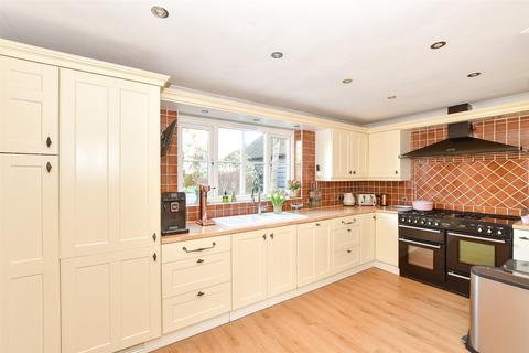 4 bedroom detached house for sale, Cricketers Close, Ashington, West Sussex