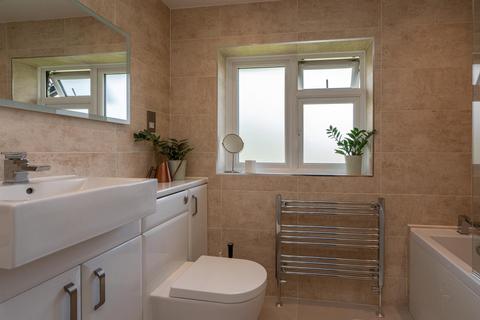 3 Cangels Close, Hemel Hempstead, HP1 1NJ