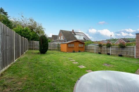 3 Cangels Close, Hemel Hempstead, HP1 1NJ