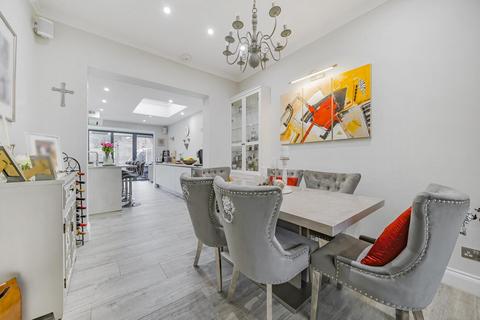 158 Kings Road, Kingston Upon Thames, KT2 5HU