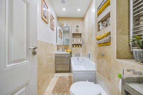 158 Kings Road, Kingston Upon Thames, KT2 5HU