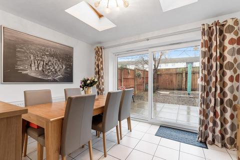 20 Ashcombe Drive, Coventry, CV4 9XD