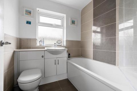 20 Ashcombe Drive, Coventry, CV4 9XD