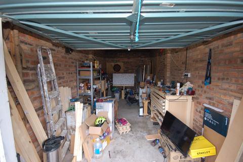 Garage for sale, Garage 5/2, Southfield Bank, Duddingston, Edinburgh, EH15 1QT