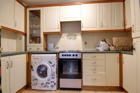 1 bedroom flat for sale, Teresa Gardens, Waltham Cross, Hertfordshire, EN8