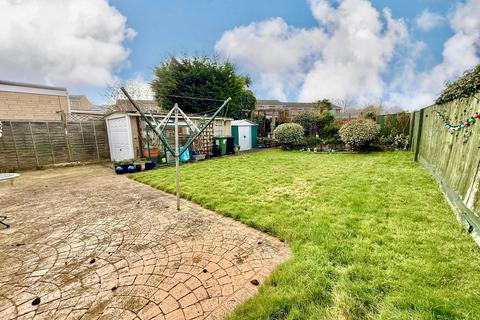 3 bedroom detached bungalow for sale, Haydon Wick, Swindon SN25