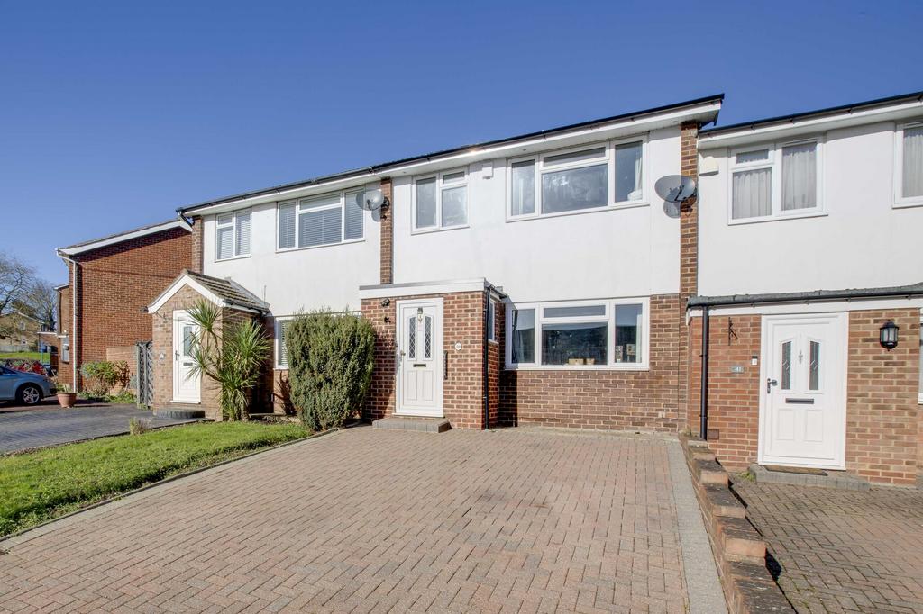 39 Lexington Ave, Maidenhead, SL6 4 HL (LOW RES)-12