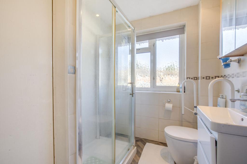 39 Lexington Ave, Maidenhead, SL6 4 HL (LOW RES)-3