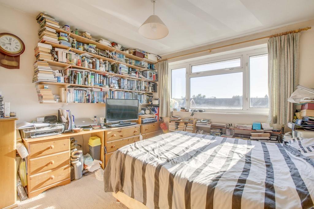 39 Lexington Ave, Maidenhead, SL6 4 HL (LOW RES)-4