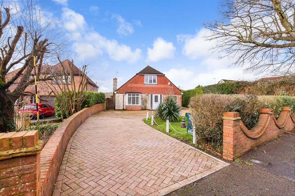 Driveway/Parking