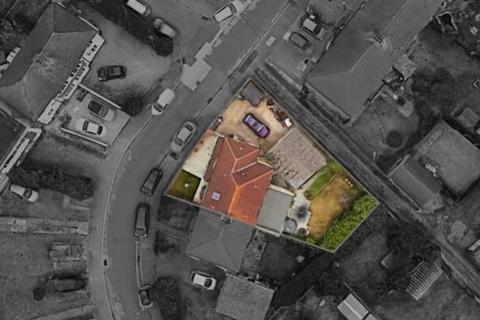43 Burnham Crescent, Dartford, DA1 5BA