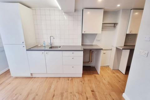 18 Little Queen Street, Dartford, DA1 1TL