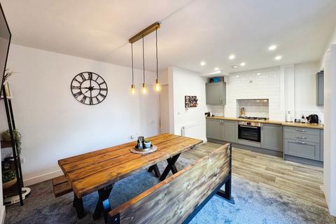 22 The Crescent, Crynant, Neath, SA10 8RT