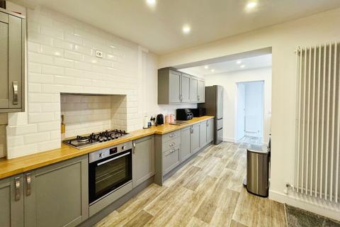22 The Crescent, Crynant, Neath, SA10 8RT