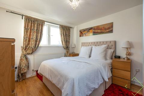 1 bedroom flat for sale, Enfield, London EN3