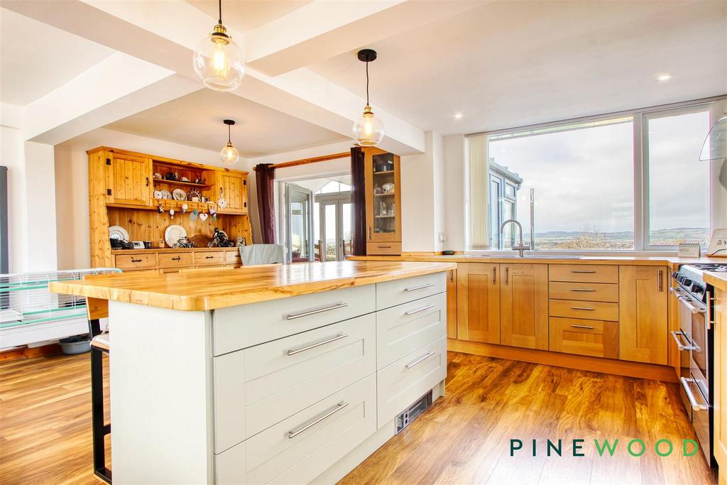 Breakfast kitchen (house)