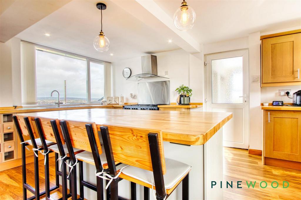 Breakfast kitchen (house)