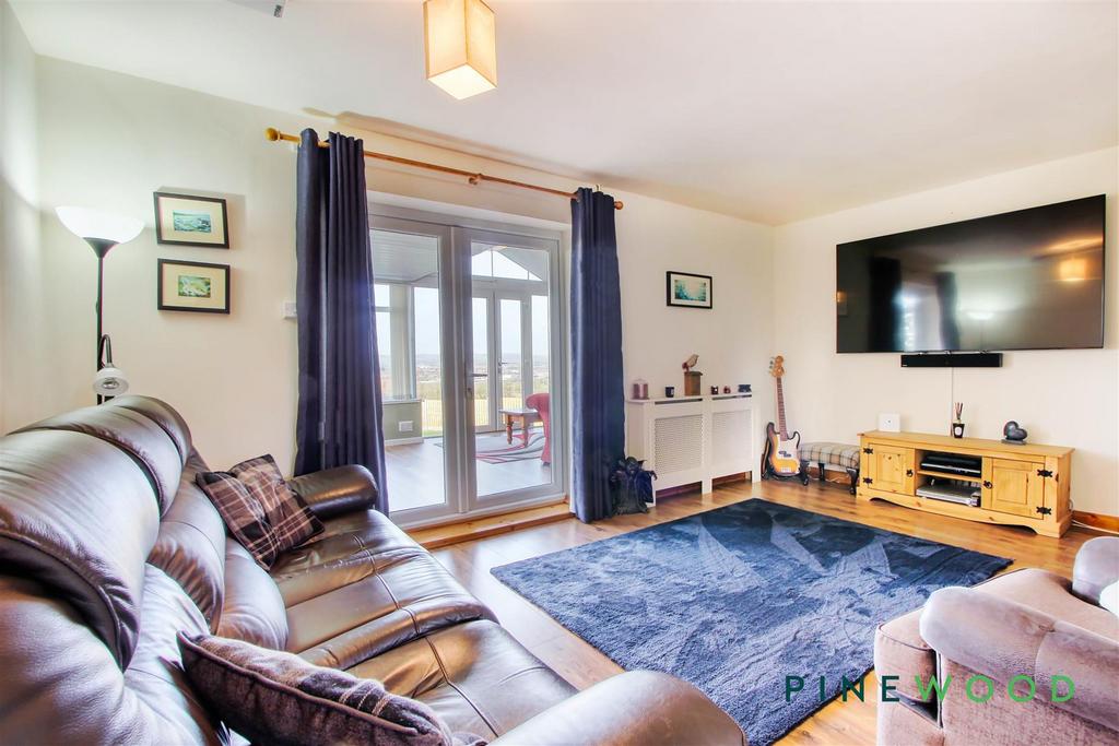 Lounge (house)